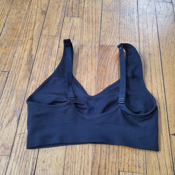 CLOSET CLOSING 7/31 PUMA Women’s Seamless Convertible Sports Bra - Picture 3 of 7